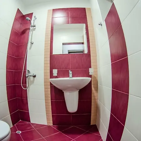Studio For Two Ideal Centre شقة *